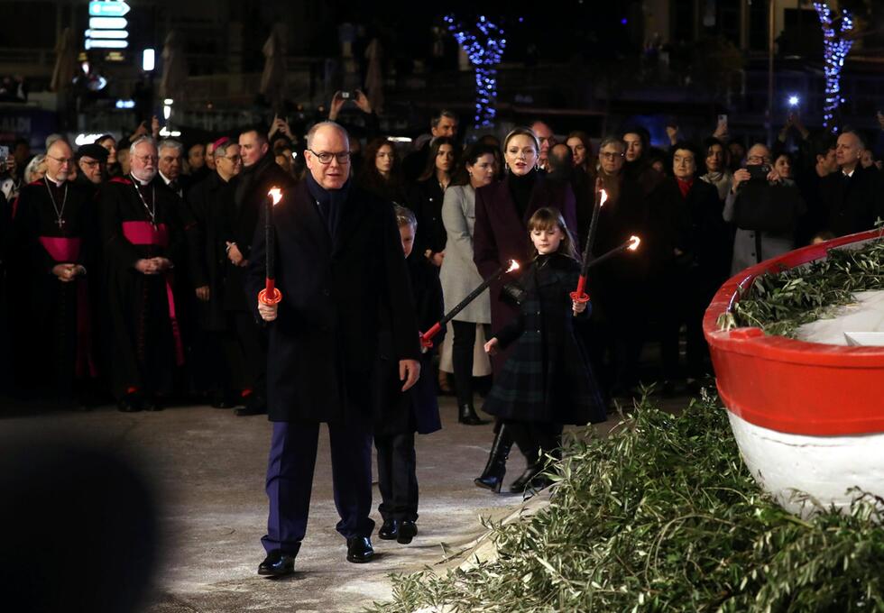 Feierliche Tradition Fürstenfamilie ehrt Schutzheilige von Monaco 1 1