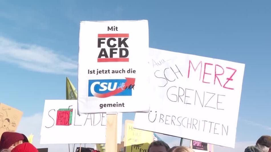 Mehrere Hunderttausend Menschen Bei Demos Gegen Rechts