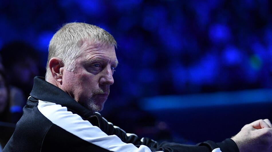 Boris Becker verfolgt ein WM-Match seines Schützlings Holger Rune