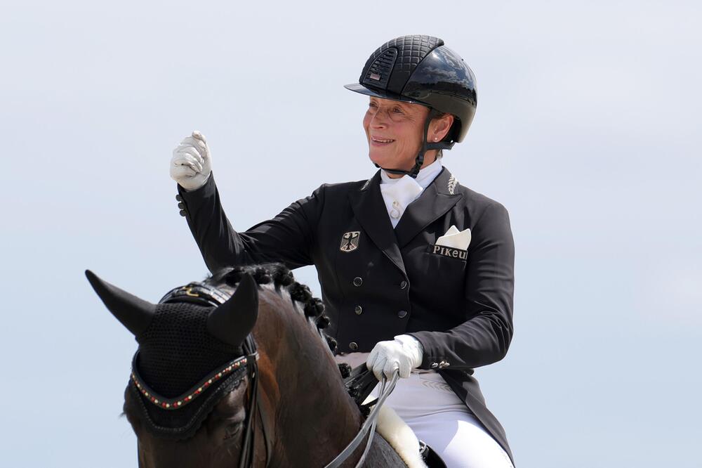 Isabell Werth trägt auf Wendy zum deutschen Team-Gold in der Dressur bei