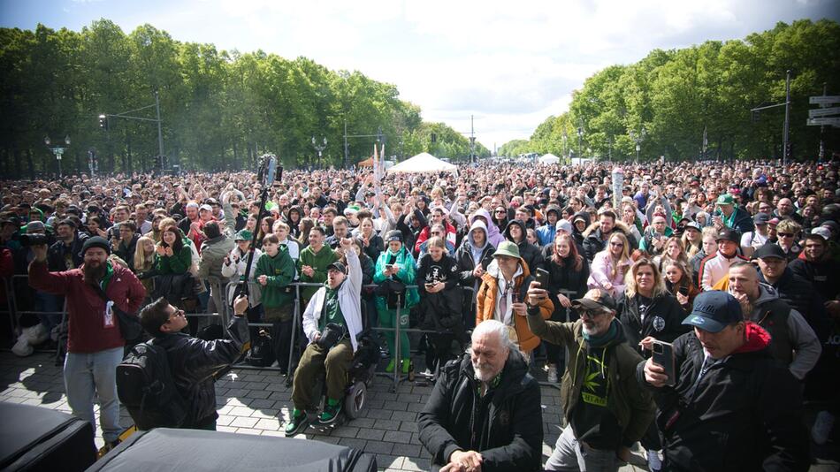 Kundgebung und Fest zur Legalisierung von Cannabis