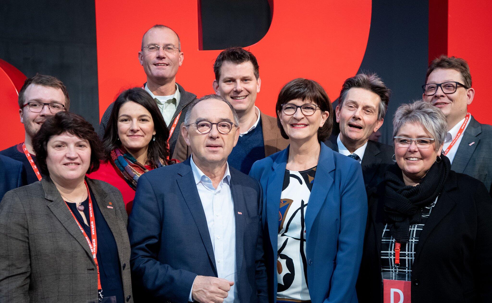 SPD rutscht nach Entscheidung für neue Parteispitze in Umfrage ab 1&1