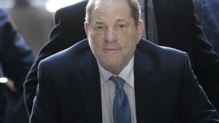 Vergewaltigungsurteil gegen Harvey Weinstein in New York aufgehoben