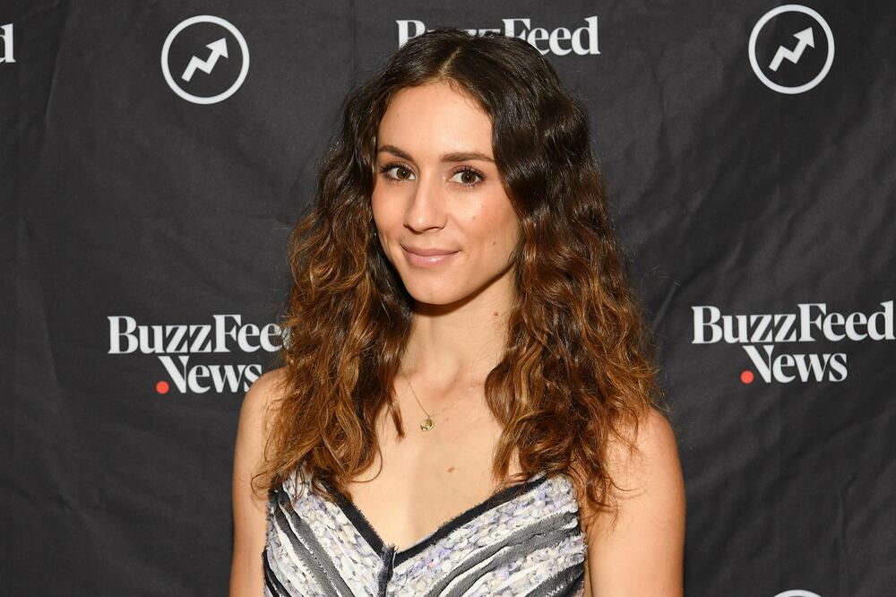 Troian Bellisario