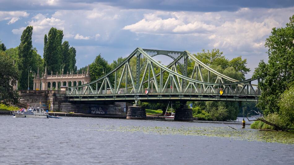 Glienicker Brücke