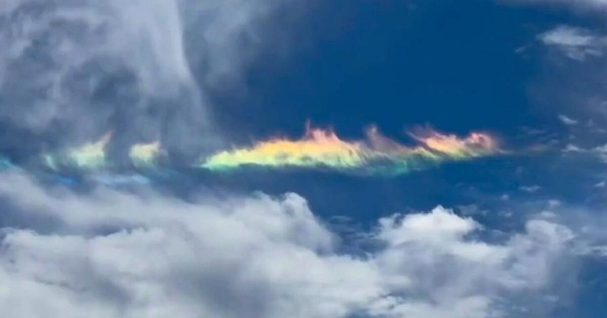 Atemberaubendes Naturph Nomen Feuer Regenbogen Ber China Gefilmt