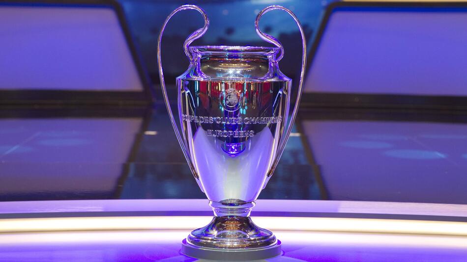 Champions League, Pokal