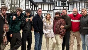 Ein Gruppenbild rund um den Dreh von "Friesenjunkies".