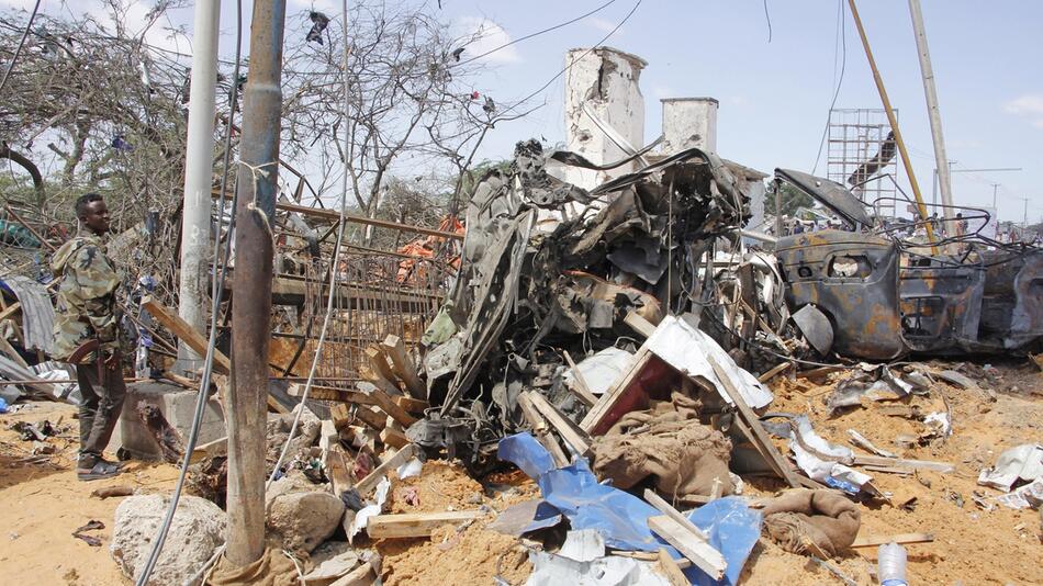 Explosion einer Autobombe in Mogadischu