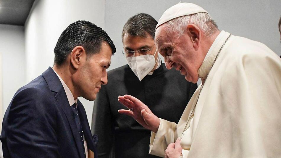 Papst Franziskus trifft Vater von Alan Kurdi