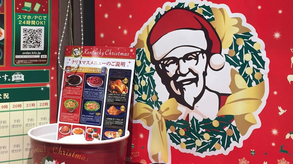 KFC bietet ein besonderes Menü in Japan an Weihnachten an.