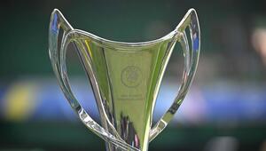 Das ist die Trophäe der Champions League der Frauen.