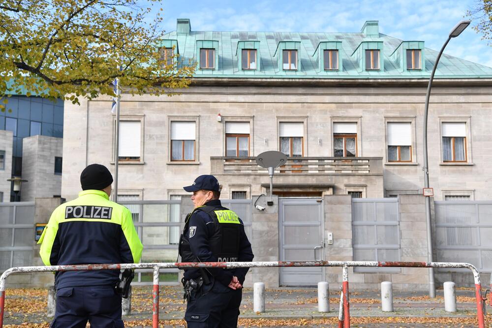 Anschlag mit Schusswaffen auf Israels Botschaft geplant