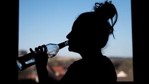 Trinkende Jugendliche