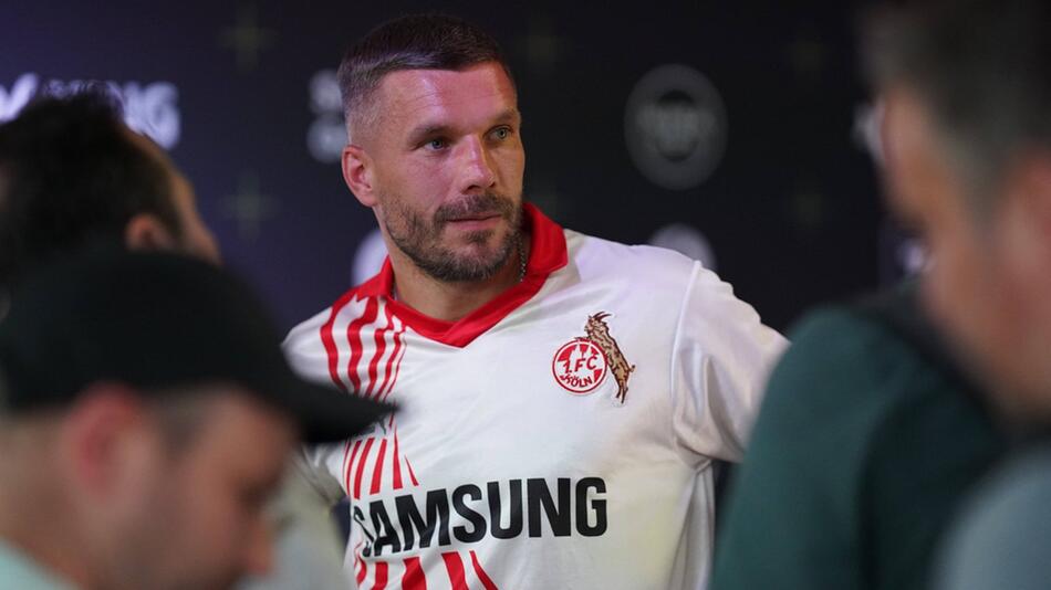 Lukas Podolski im rot-weißen Trikot des 1. FC Köln.