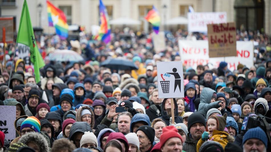 Demonstrationen gegen Rechts