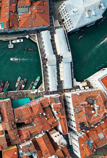 Rialtobrücke in Venedig