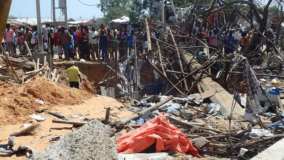 Explosion einer Autobombe in Mogadischu