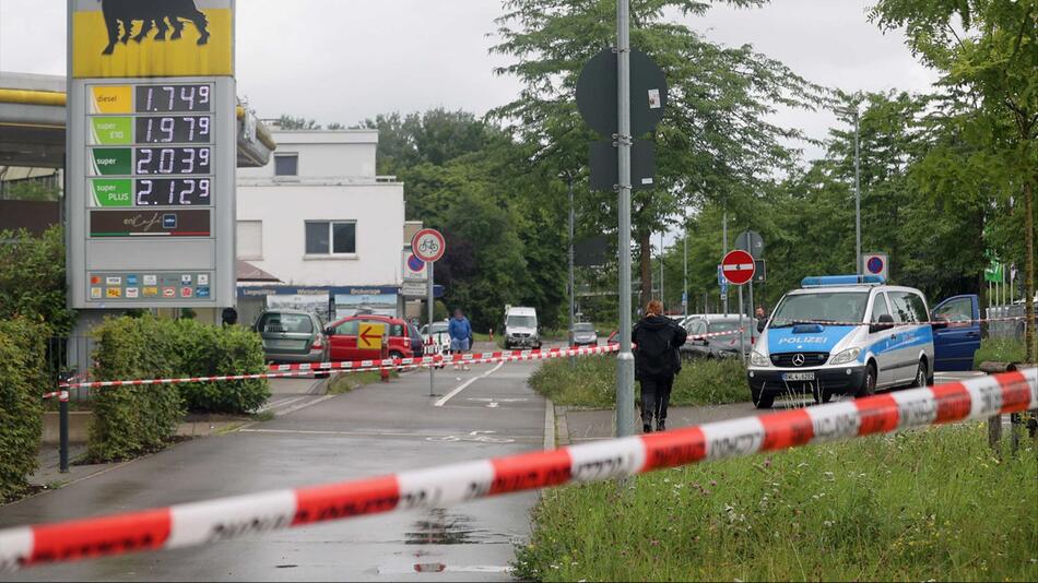 Schüsse an Konstanzer Tankstelle