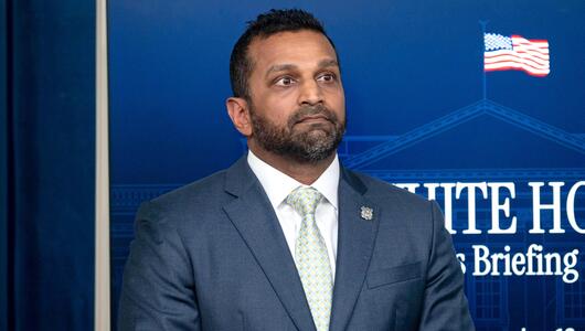 FBI-Direktor Kash Patel (Mitte) im November 2025.