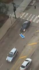 Fliegende Sonnenliegen: Schwere Stürme peitschen durch Chicago