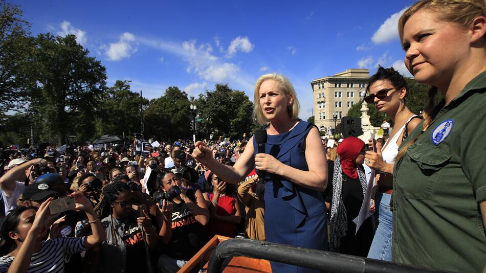 Kirsten Gillibrand, Amy Schumer, Emily Ratajkowski