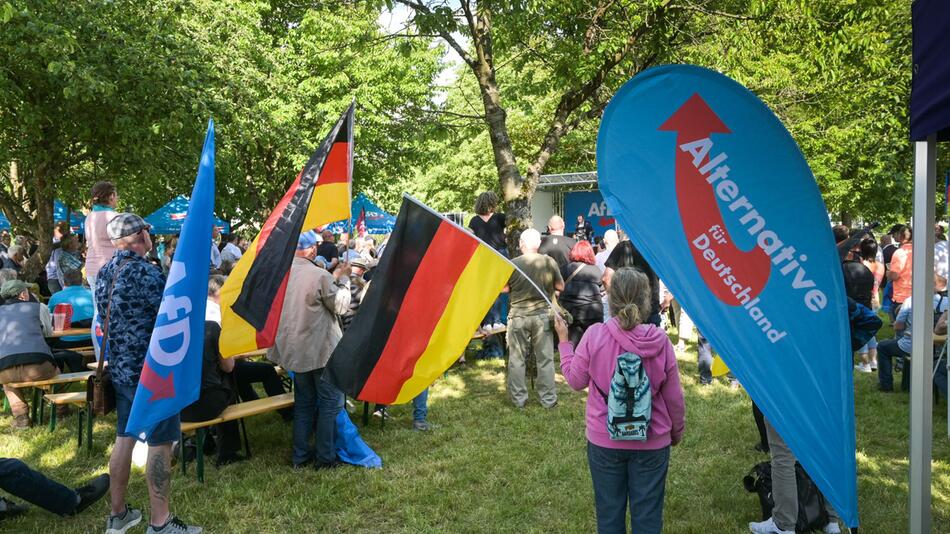 AfD-Kundgebung an ehemaliger innerdeutscher Grenze