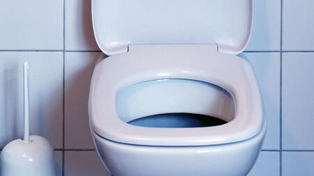 Reste in Toilette zu sehen: Hat Tablette trotzdem gewirkt?