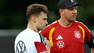 Schlangenalarm im DFB-Camp