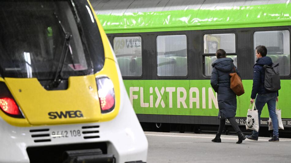 Warnstreik bei der Bahn - Stuttgart