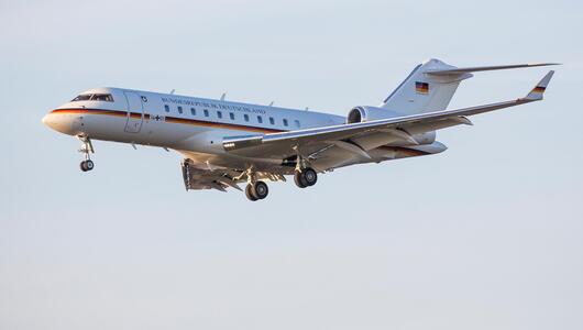 Eine Bombardier Global 5000 der Bundeswehr-Flugbereitschaft