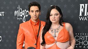 Megan Stalter und Paul W. Downs 