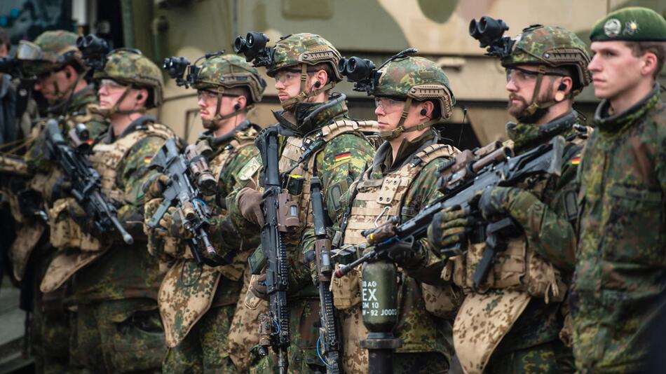 Deutschland meldet Nato höchste Budgeterhöhung seit Jahrzehnten