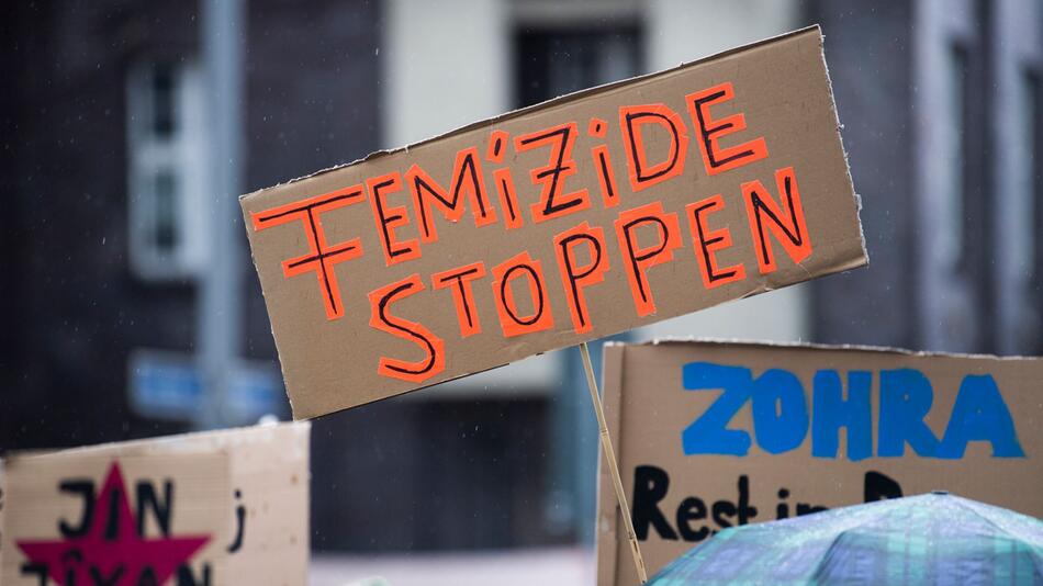 Femizide - Schützt Deutschland Frauen ausreichend?