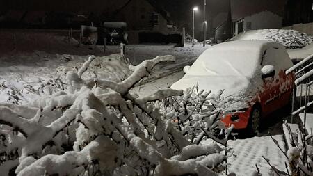 Zwei Verletzte: Zehn Unfälle nach erstem Schnee in Rhein-Berg