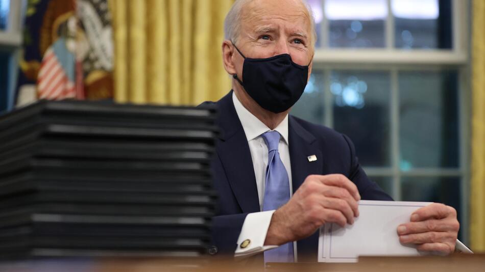 Joe Biden, USA, US-Präsident, Oval Office, Dekrete, Anordnungen, Amtseinführung, 2021