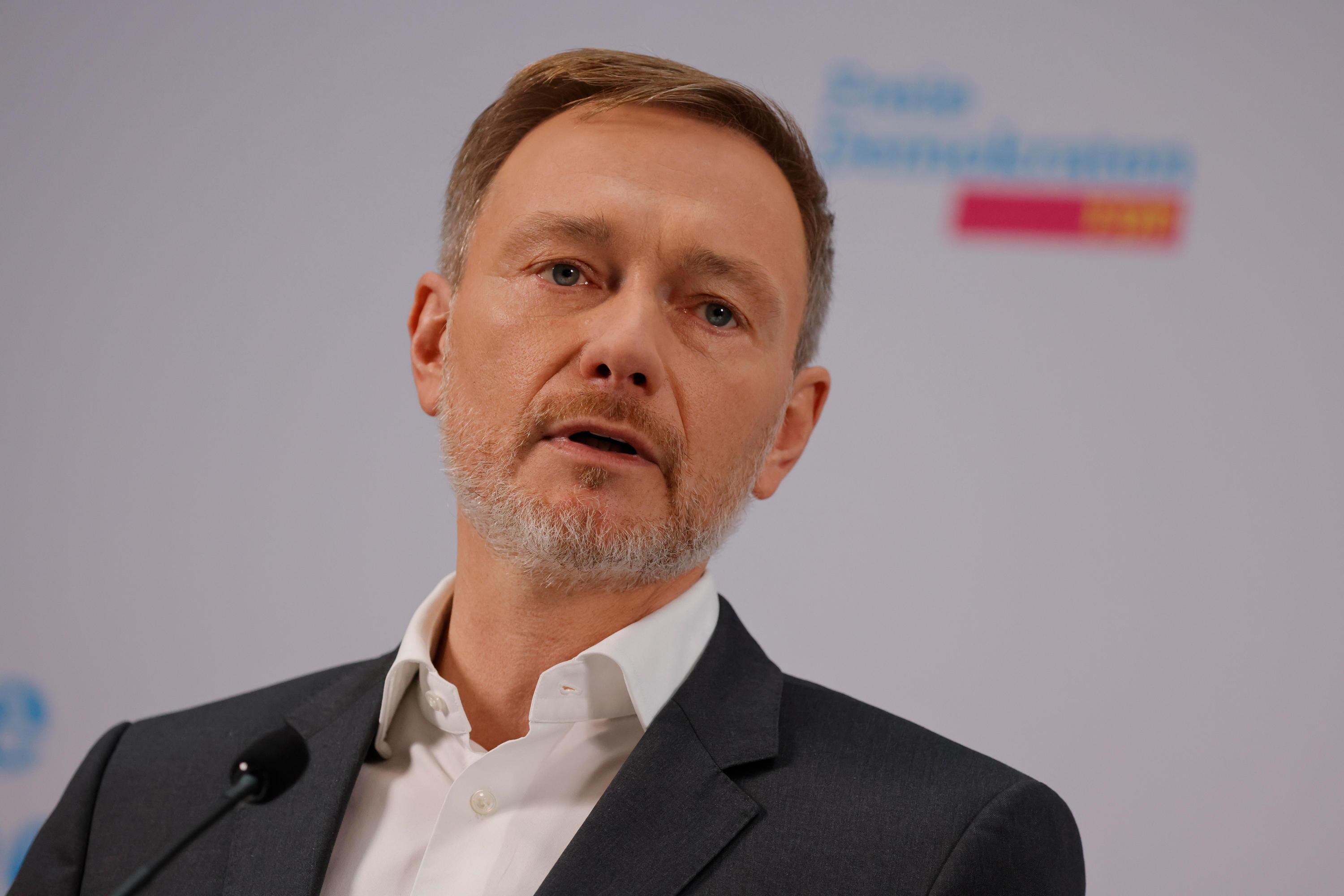 Initiator Von FDP-Basisinitiative Fordert Rücktritt Von Lindner | 1&1