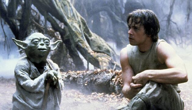 Die erste "Star Wars"-Trilogie erzählte die Heldenreise von Luke Skywalker (Mark Hamill, r.) ...