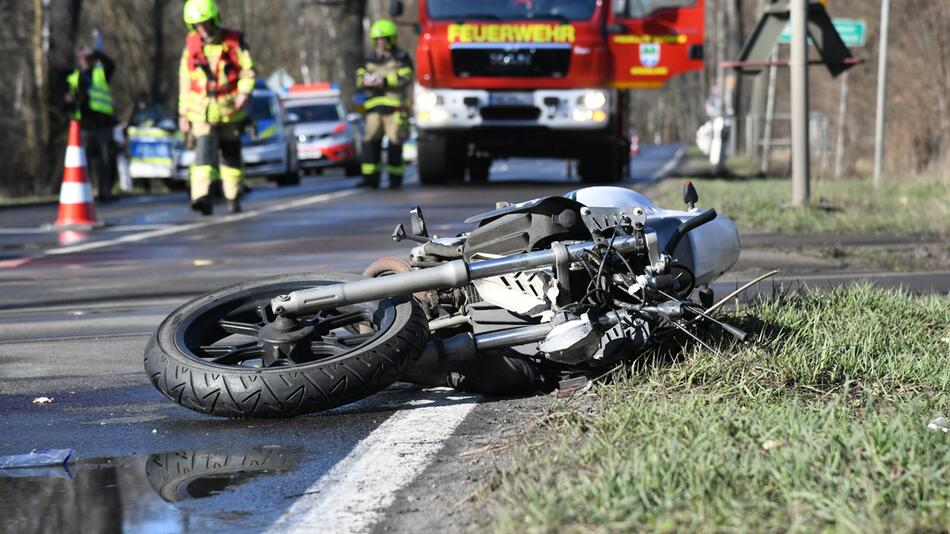 Viele Motorradfahrer verunglücken bei Ausflügen