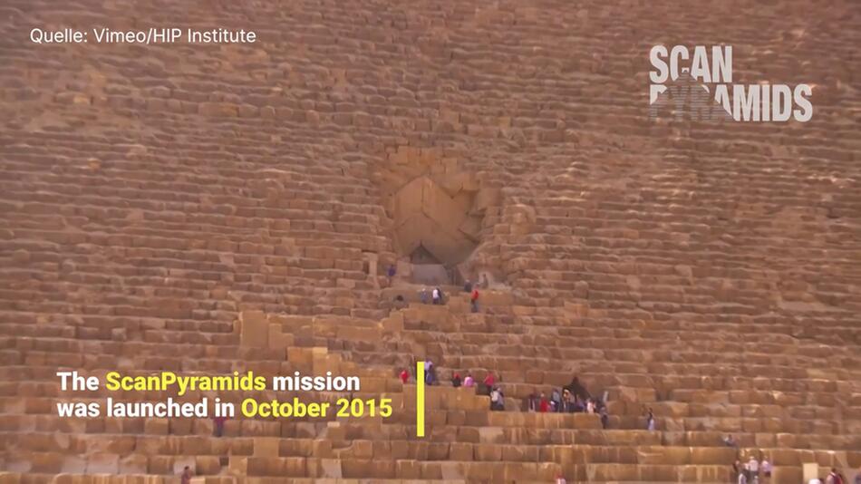 Die Cheops-Pyramide in Gizeh in Ägypten