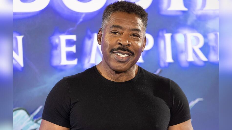 Ernie Hudson ist auch mit 78 Jahren noch durchtrainiert.