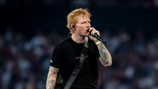 Ed Sheeran während eines Auftritts.