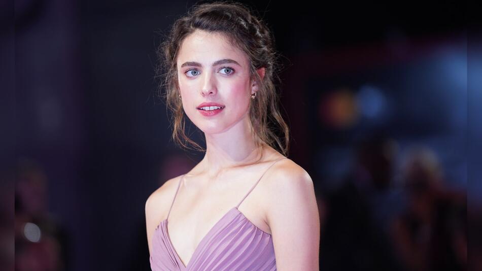 Margaret Qualley ist seit 2023 mit Jack Antonoff verheiratet.