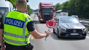 Symbolbild - Grenzkontrolle auf der A12