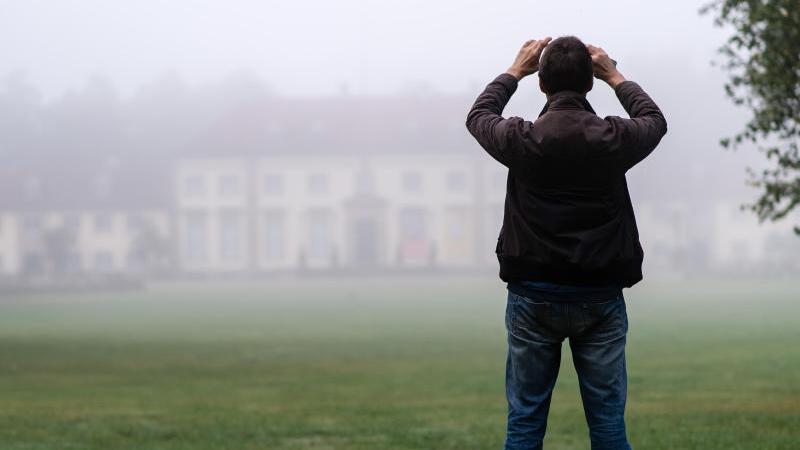 Fotograf im Nebel