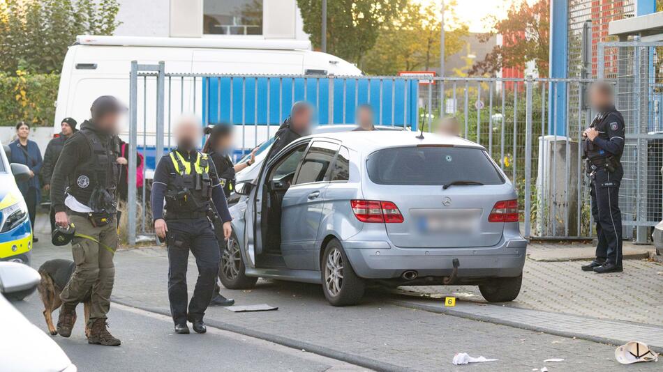 Unbekannter erschießt 32-Jährigen in Köln - Täter flüchtig