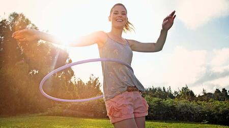 Mit Schwung zur besseren Laufform: Hula-Hoop: Starke Ergänzung zum Laufen