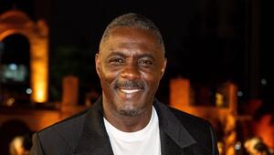 Idris Elba wird für seine Verdienst mit der Elba Hope Foundation geehrt.