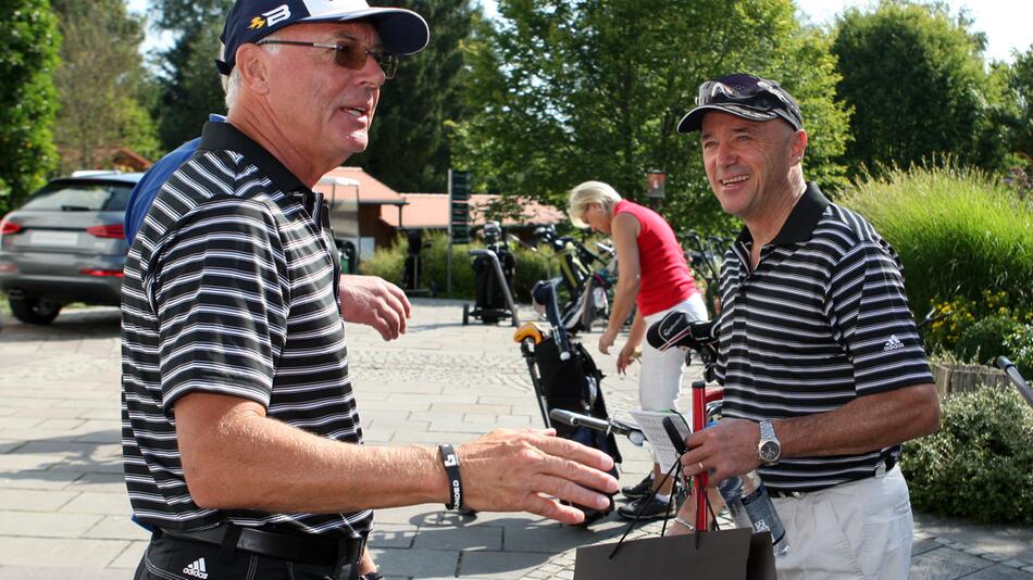 Franz Beckenbauer und Christian Neureuther als Golfpartner in Egmanting
