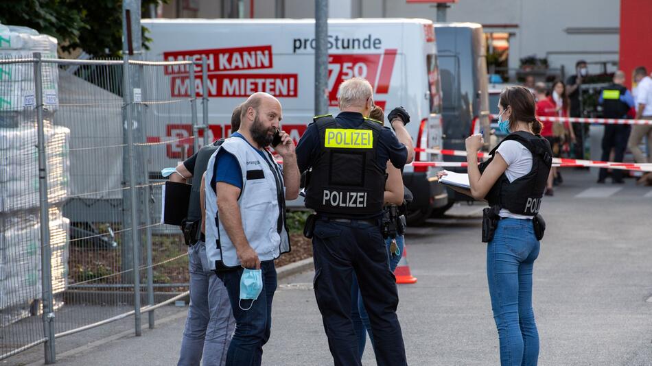 Schüsse auf Baumarkt-Parkplatz in Berlin-Wedding